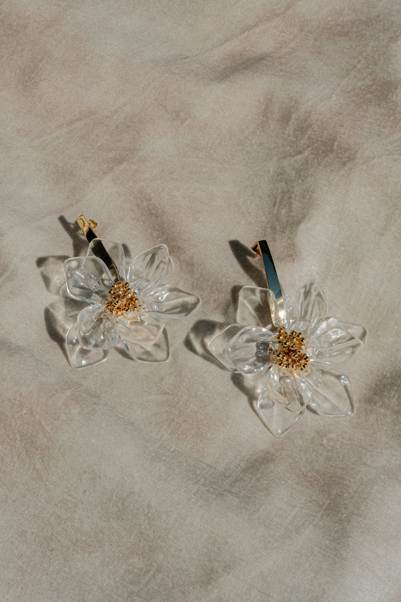 Naomi Acrylic Flower Earring - Gold